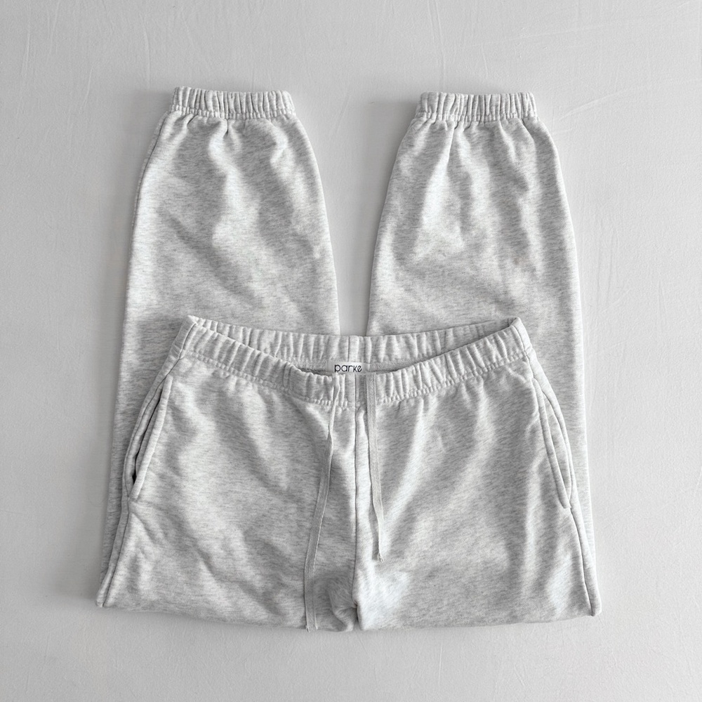 Parke Unisex Sweats in Heather Grey